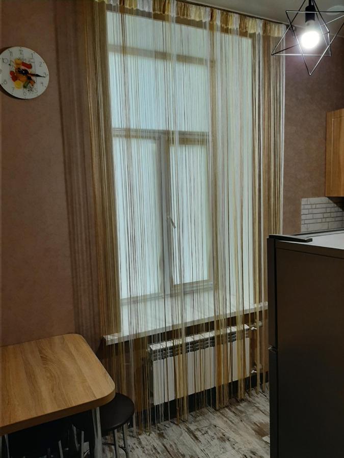 Ferienwohnung 1 Stop From Railway Station Kiew Exterior foto